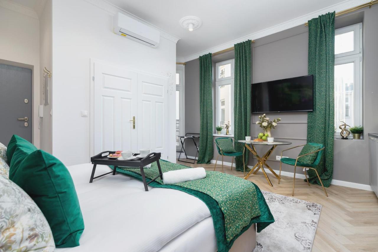 Kazimierz Studio with Jacuzzi by Renters Prestige Krakau Exterior foto